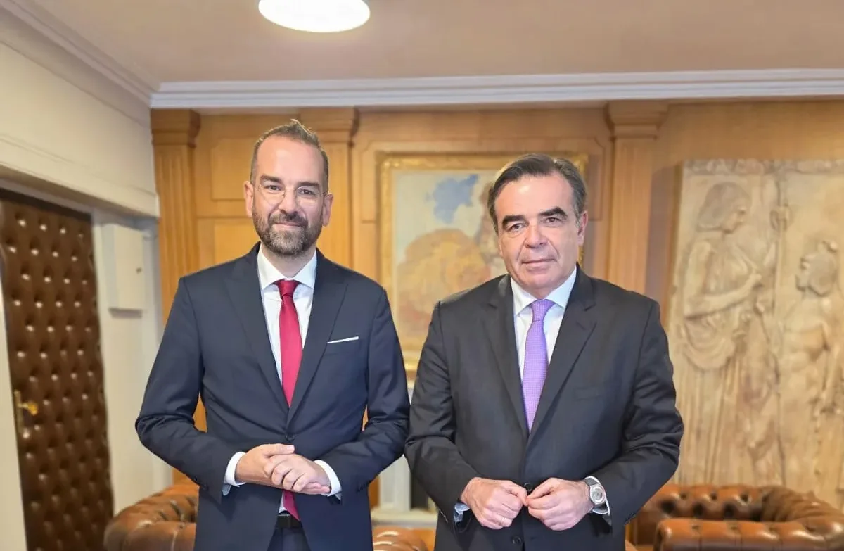 Διάλογος Φαρμάκη με τον Υπουργό Αγροτικής Ανάπτυξης Μ. Σχοινά – Ατενίζοντας το μέλλον της κτηνοτροφίας και της αγροτικής ανάπτυξης