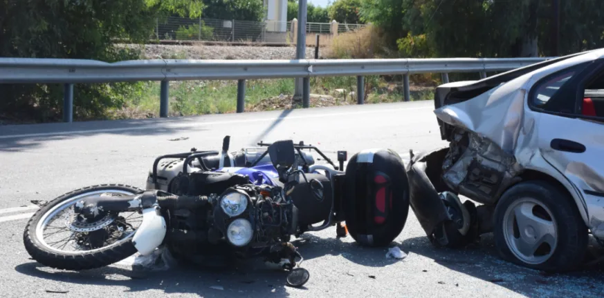 Τραγωδία στην Πάτρα: Νεκρός 20χρονος στο τροχαίο με μηχανή στην Πανεπιστημίου Τραγωδία στην Πάτρα: Νεκρός 20χρονος στο τροχαίο με μηχανή στην Πανεπιστημίου