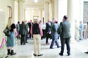 Αχαϊκή Τράπεζα: Οσα άφησε πίσω η κατάρρευση