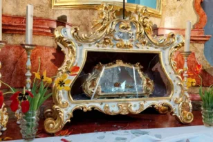 Τσεχία: Θρίλερ με την κλοπή λειψάνου Αγίας 800 ετών!