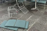 Αγρίνιο: Μεθυσμένος τα έκανε «γυαλιά-καρφιά» σε κατάστημα εστίασης, ΦΩΤΟ