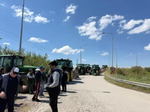 Οι αγρότες και πάλι στους δρόμους! ΦΩΤΟ
