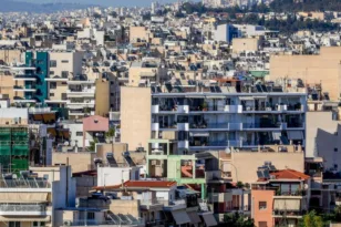 Ανακαινίζω: Έως 36.000 ευρώ επιδότηση για παλιές κατοικίες – Ποιες εργασίες καλύπτει