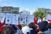 Πάτρα: Η πλατεία Υψηλών Αλωνιών γέμισε χρώματα και παιδικά τραγούδια ΦΩΤΟ
