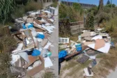 Πάτρα: Σκουπιδότοπος το «Εργοστάσιο Τέχνης» ΦΩΤΟ