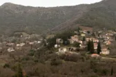 Αυτοψία στα χωριά της Αροανίας: Ούτε υποδομές, ούτε ελπίδες... Χωρίς μόνιμο γιατρό, ασθενοφόρο και τακτική συγκοινωνία