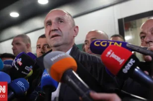 Βουλγαρία: Ορκίστηκε πρωθυπουργός ο Ρούμεν Ράντεφ μετά τη σαρωτική νίκη