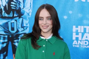 Η Billie Eilish μιλά για το Tourette: «Οι άνθρωποι δεν καταλαβαίνουν τι είναι»