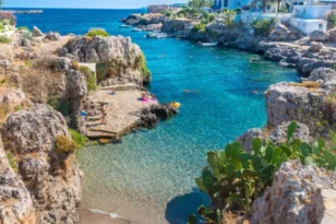 Chios Pass και Kythira Pass 2026: Άνοιξαν οι αιτήσεις για voucher έως 300 ευρώ