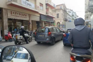 Πάτρα: Πάνε πίσω οι αντιδρομήσεις – Στόχος η εφαρμογής ως το τέλος του 2026 σε ένα σαββατοκύριακο