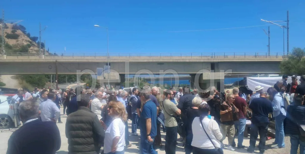 Συλλαλητήριο διαμαρτυρίας για τον Οδοντωτό – Μαζική κινητοποίηση σε Πούντα και Διακοπτό ΦΩΤΟ
