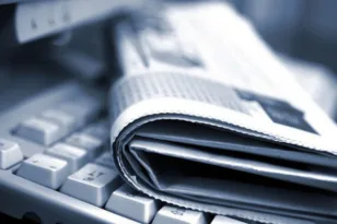 ΜΜΕ: Πενταετής στήριξη στον επαρχιακό Τύπο, «ανάσα» για τις περιφερειακές εφημερίδες έως το 2030