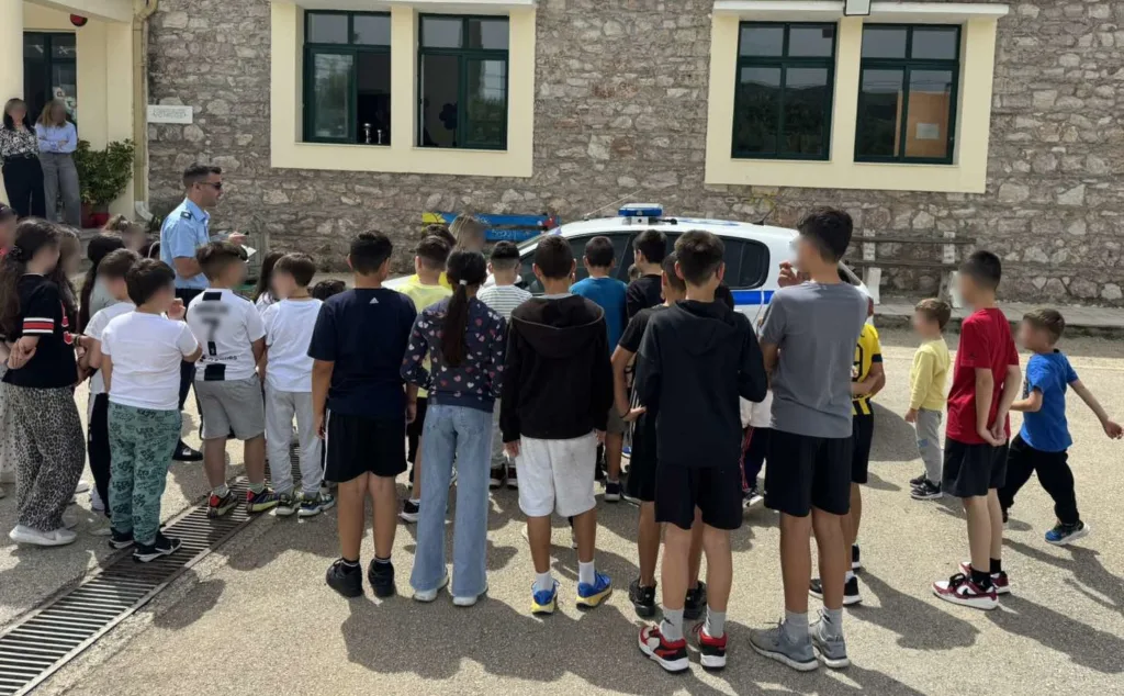 Ενημερωτικές δράσεις για την οδική ασφάλεια σε 1.300 μαθητές σχολείων της Αχαΐας    