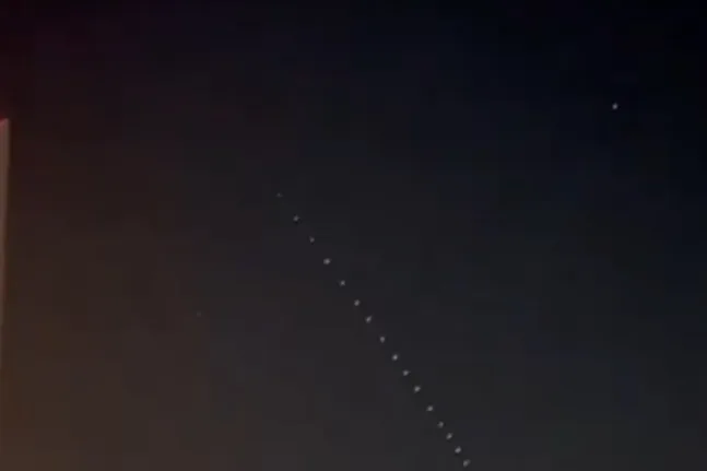 «Τρένο» δορυφόρων Starlink φώτισε τον ουρανό της Κύπρου – Δείτε το βίντεο