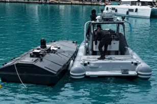 Λευκάδα: «Αν ξέραμε ότι είχε εκρηκτικά, δεν θα το παίρναμε» – Οι ψαράδες που βρήκαν το drone μιλούν