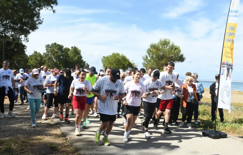 Πάτρα: Ο 2ος αγώνας δρόμου Ειρήνης τίμησε τη μνήμη του Γρηγόρη Λαμπράκη και έστειλε μήνυμα Πάτρα: Ο 2ος αγώνας δρόμου Ειρήνης τίμησε τη μνήμη του Γρηγόρη Λαμπράκη και έστειλε μήνυμα