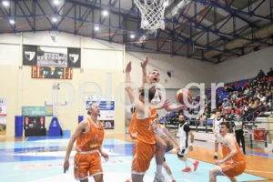 Η ΑΕ Ροϊτίκων το απόλυτο φαβορί για τον τίτλο, νίκησε και την ΕΑΠ! ΦΩΤΟ