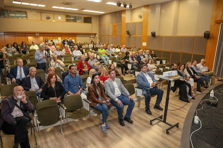 Ηράκλειο: Μια βραδιά μνήμης για τον Άρη Φακίνο, τον συγγραφέα που αγάπησε την πόλη Ηράκλειο: Μια βραδιά μνήμης για τον Άρη Φακίνο, τον συγγραφέα που αγάπησε την πόλη