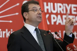 Εκρέμ Ιμάμογλου: Σφοδρή επίθεση στο κατηγορητήριο για «πολιτική κατασκοπεία»