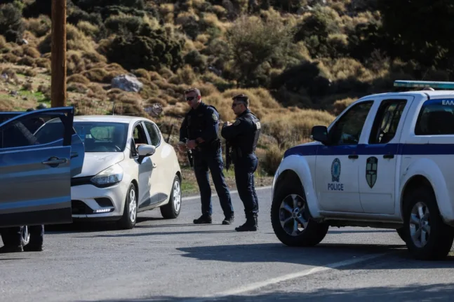 ΟΠΕΚΕΠΕ: Πάνοπλοι οι αστυνομικοί συνέλαβαν τον 43χρονο Ζωνιανό, που κατηγορείται για απάτη με επιδοτήσεις