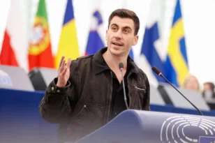 Κύπρος: Ο Φειδίας Παναγιώτου δεν κρατά τη βουλευτική έδρα - Τη δίνει στον αμφιλεγόμενο μέντορά του