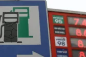 Fuel Pass: Μέχρι πότε μπορούν να χρησιμοποιήσουν το voucher οι δικαιούχοι