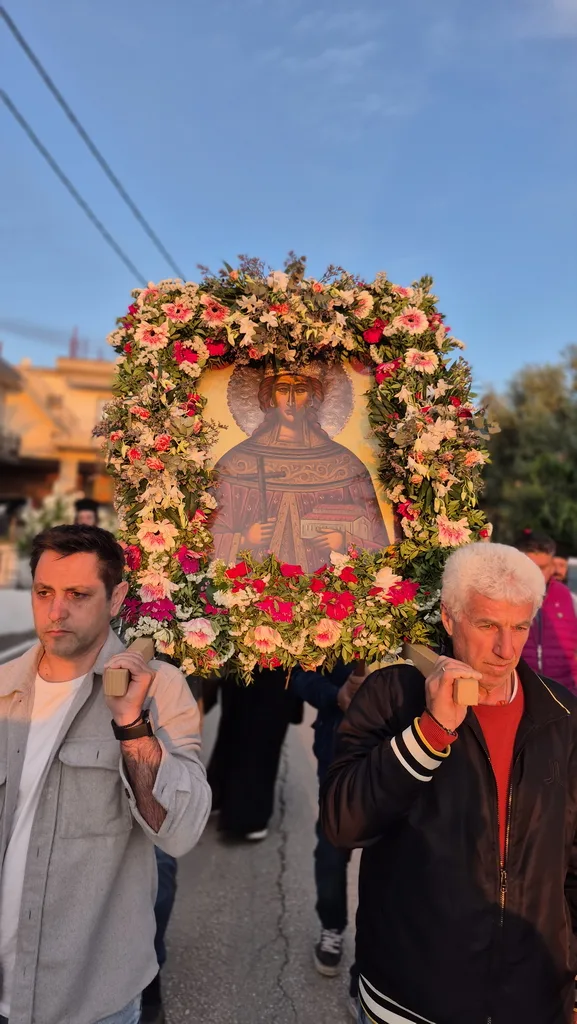 Με λαμπρότητα η γιορτή της Αγίας Ειρήνης στην Πάτρα και μεγάλη λιτανεία στον Ριγανόκαμπο ΦΩΤΟ