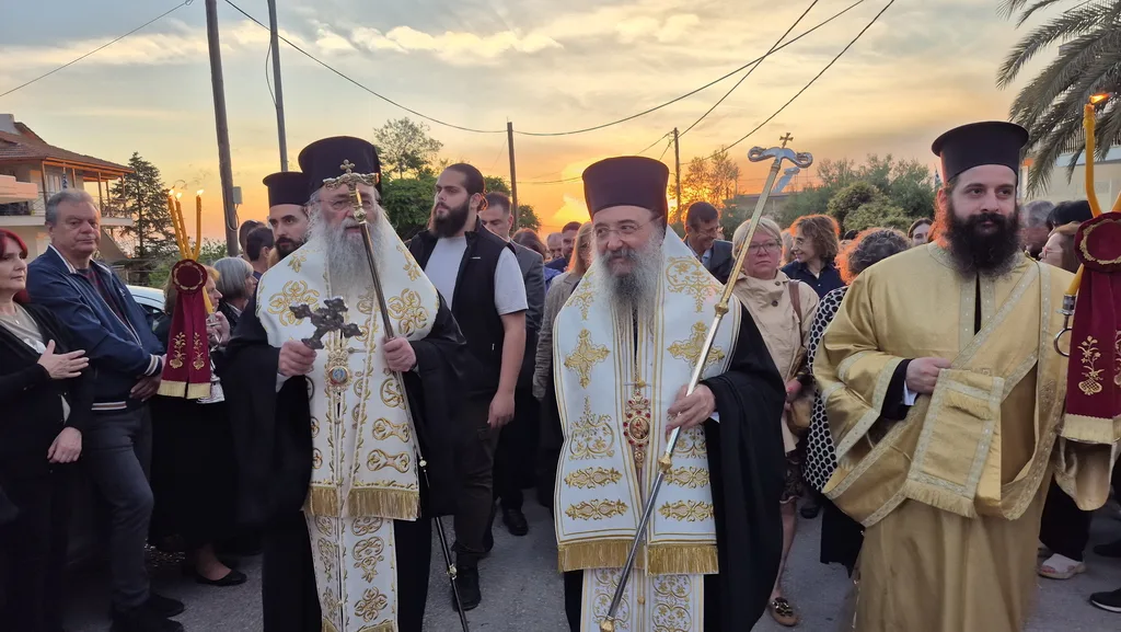 Με λαμπρότητα η γιορτή της Αγίας Ειρήνης στην Πάτρα και μεγάλη λιτανεία στον Ριγανόκαμπο ΦΩΤΟ