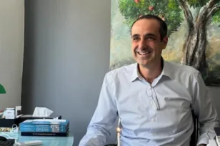 Δριμεία επίθεση από ΠΑΣΟΚ και ΣΥΡΙΖΑ κατά Μητσοτάκη-Δημητριάδη