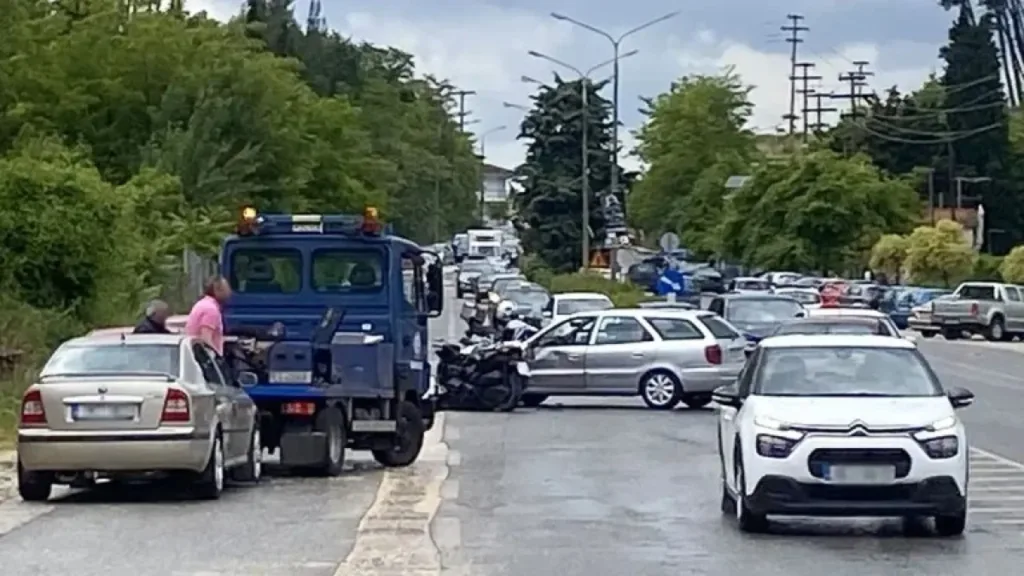 Σε κρίσιμη κατάσταση στη ΜΕΘ ο Μάριος Οικονόμου, οι αρχές ψάχνουν μάρτυρες του τροχαίου Σε κρίσιμη κατάσταση στη ΜΕΘ ο Μάριος Οικονόμου, οι αρχές ψάχνουν μάρτυρες του τροχαίου