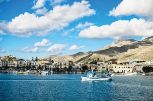 Αιγαίο: Νέα τουρκική πρόκληση, απείλησαν ψαράδες με «πενηντάρι» πολυβόλο