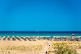 Η Ελλάδα στη δεύτερη θέση με τις Γαλάζιες Σημαίες, τι ισχύει για τις παραλίες στη Δυτική Ελλάδα