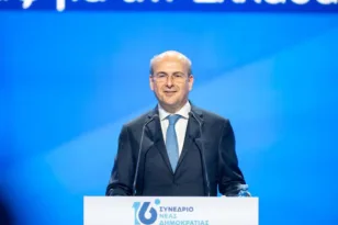 Κωστής Χατζηδάκης: Μήνυμα ενότητας και αιχμές για «μικροεγωισμούς» στη ΝΔ