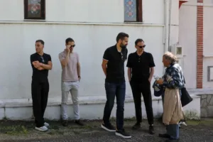 «Σκεφτόταν πάντα τους άλλους ακόμα και στην κατάσταση που ήταν», ράγισαν και οι πέτρες στην κηδεία του Άντζα, ΦΩΤΟ