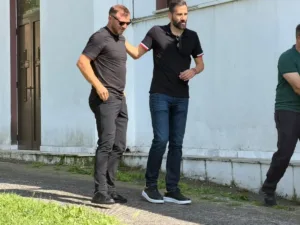 «Σκεφτόταν πάντα τους άλλους ακόμα και στην κατάσταση που ήταν», ράγισαν και οι πέτρες στην κηδεία του Άντζα, ΦΩΤΟ