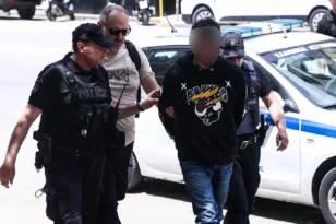 Θεσσαλονίκη: Δίωξη για ανθρωποκτονία με δόλο στον 30χρονο για τη δολοφονία του πατέρα του