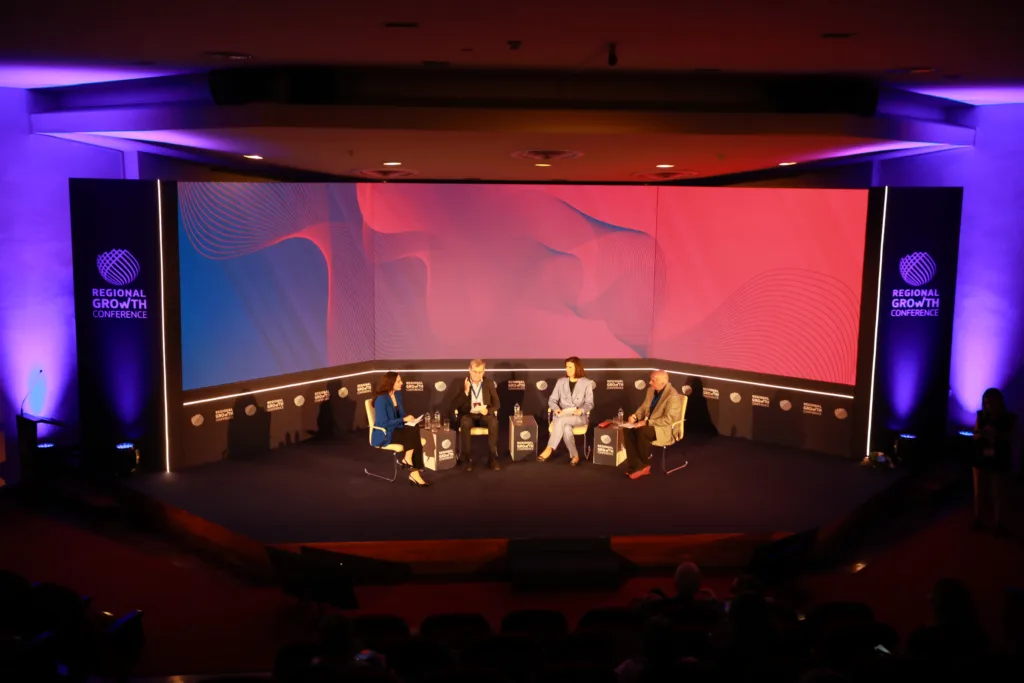 Ολοκληρώθηκε η δεύτερη ημέρα του 14ου Regional Growth Conference στην Πάτρα ΦΩΤΟΡΕΠΟΡΤΑΖ