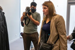 Γαλλία: Τραπεζίτης βίαζε και βασάνιζε τη σύντροφό του, την εξέδιδε σε φίλους, συναδέλφους και αγνώστους