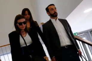 Νέα υπόθεση σεξουαλικής κακοποίησης συγκλονίζει τη Γαλλία μετά την υπόθεση Πελικό