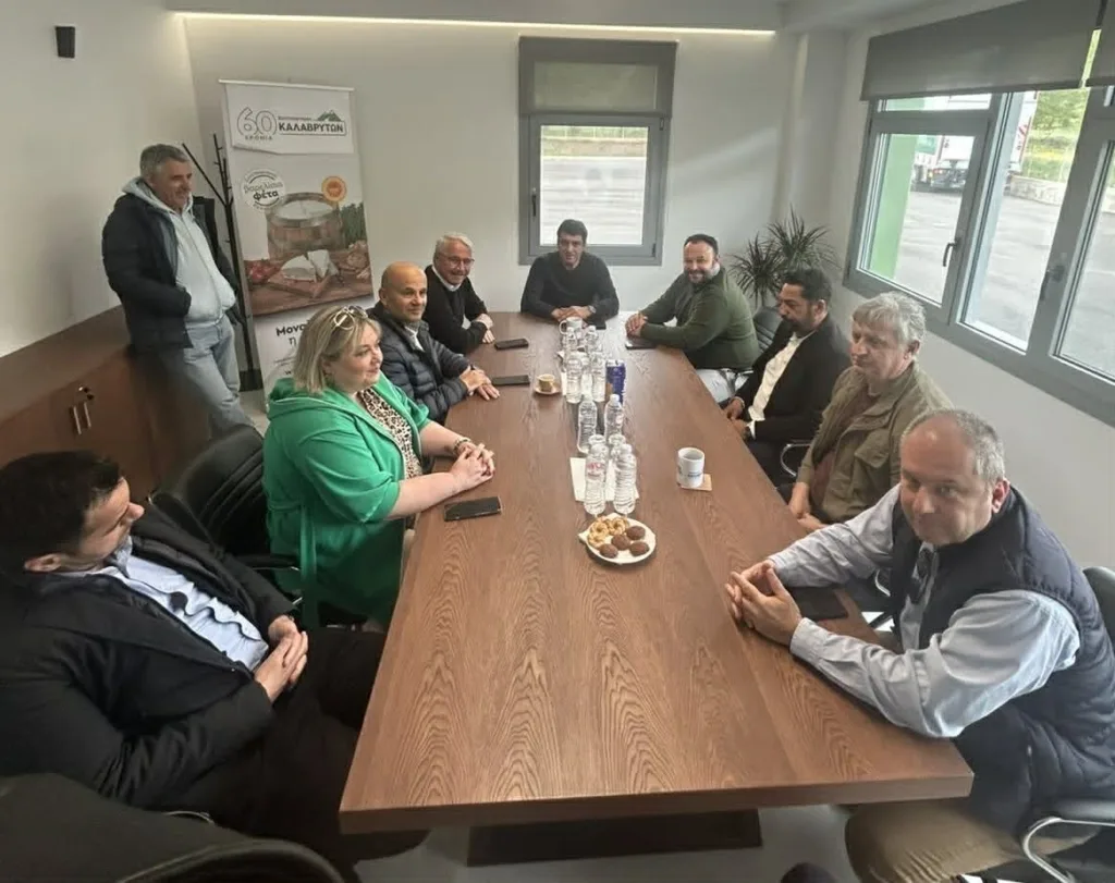 Καλάβρυτα: Περιόδευσε σε Αροανία και Παΐα ο ευρωβουλευτής Γιάννης Μανιάτης ΦΩΤΟ