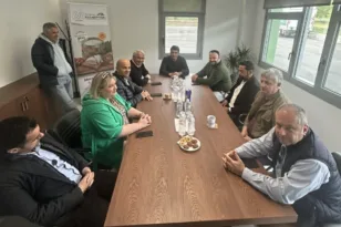 Καλάβρυτα: Περιόδευσε σε Αροανία και Παΐα ο ευρωβουλευτής Γιάννης Μανιάτης ΦΩΤΟ