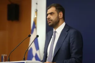 Μαρινάκης για Τσίπρα: «Αργά για να ξαναγραφτεί η ιστορία»