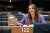 Η Μαρία Ζαχαρία ανοίγει τη συζήτηση για τα «κόκκινα δάνεια» και τον «Ηρακλή» σε εκδήλωση στην Πάτρα