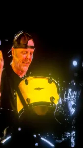 Οι Metallica «συνάντησαν» τον Ζορμπά και τις Τρύπες σε μια ιστορική νύχτα στο ΟΑΚΑ ΦΩΤΟ-ΒΙΝΤΕΟ