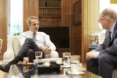 Μητσοτάκης: «Εκβιασμός» τα τέλη διέλευσης στο Στενό του Ορμούζ