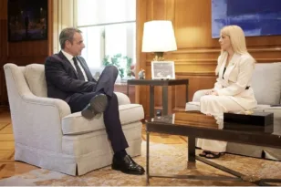 Μητσοτάκης – Δημητρίου: Μήνυμα ενότητας Ελλάδας και Κύπρου σε ταραγμένη συγκυρία