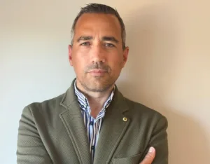 ΕΛ. ΑΣ: Το επικοινωνιακό επιτελείο του Τσίπρα, όλα τα ονόματα με βιογραφικά ΕΛ. ΑΣ: Το επικοινωνιακό επιτελείο του Τσίπρα, όλα τα ονόματα με βιογραφικά