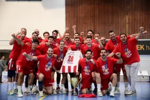 Ο Ολυμπιακός «έβαψε» ερυθρόλευκη την κορυφή του ανδρικού χάντμπολ για τρίτη συνεχόμενη σεζόν