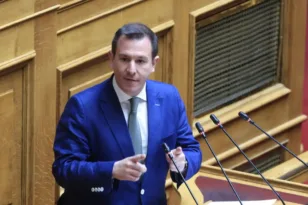 «Δεν τα έχουν υπολογίσει καλά», ο Παναγιώτης Δουδωνής, για τη νέα αντιπαράθεση ΠΑΣΟΚ με Real Polls