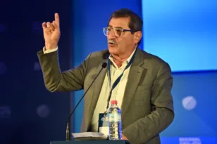 Σκληρό μήνυμα Πελετίδη προς υψηφίους επενδυτές στο λιμάνι: «Θα τους γίνει η ζωή κόλαση…»